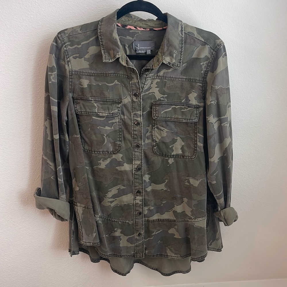 Camo button down Blouse